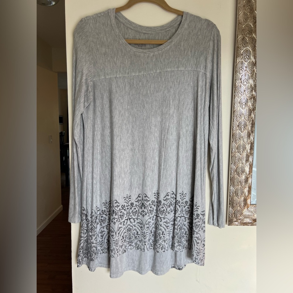 Soma Light Gray Floral Tunic Top